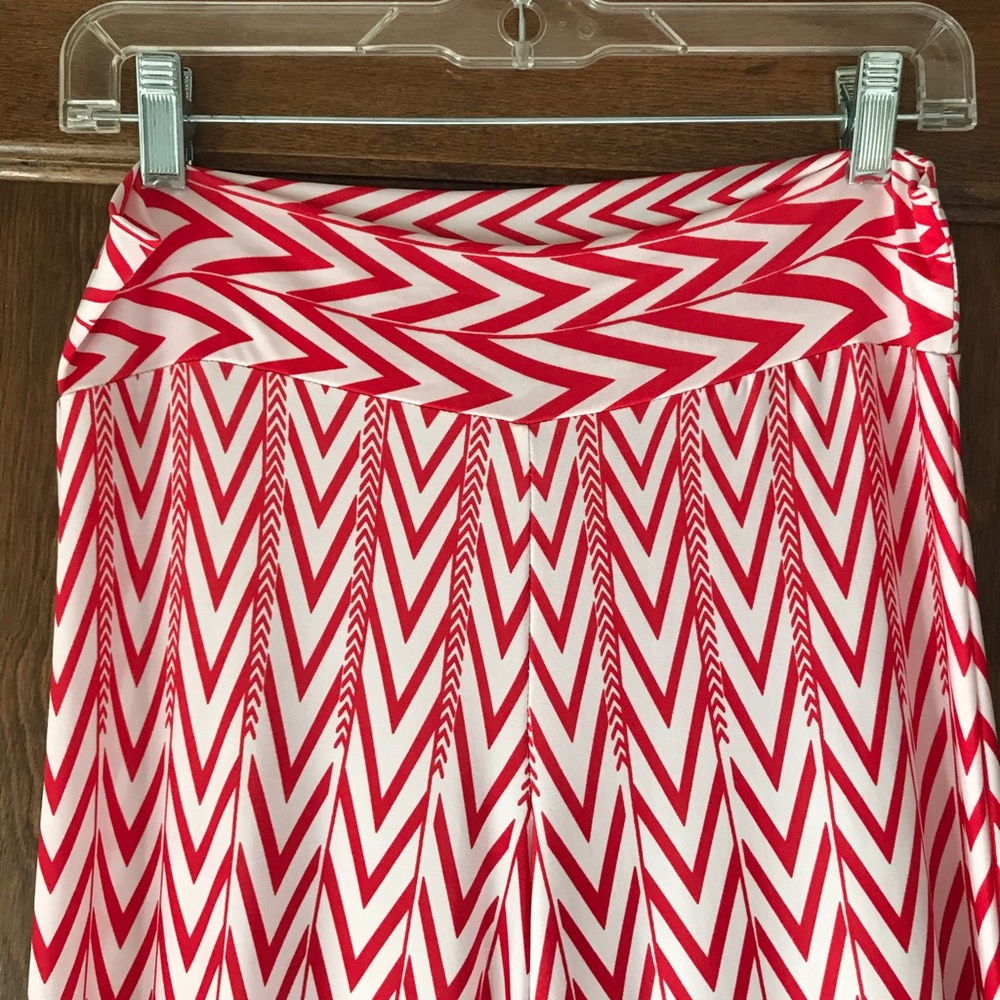 Bellbottom pants - Picture 2 of 2